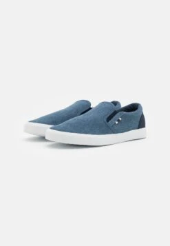 Pier One Sneaker Low - Blue -Pier One 690ce6118e1c4ca298845d15a6ae072e