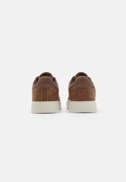Pier One UNISEX - Sneaker Low - Cognac -Pier One 8fc46a00bfc54014b9ab0c4b860fd9e9