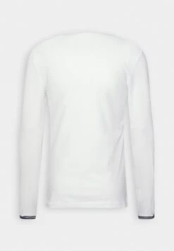 Pier One Langarmshirt - White 9 Pier One Langarmshirt - White -Pier One b5e729608d2849f1b82139d9db6ccccc